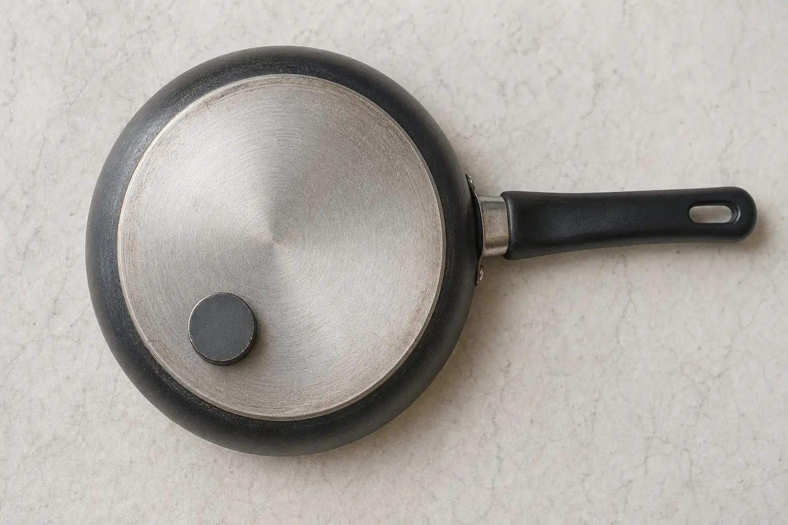 Ein Test der Topfkompatibilität für das Kochen mit Induktion